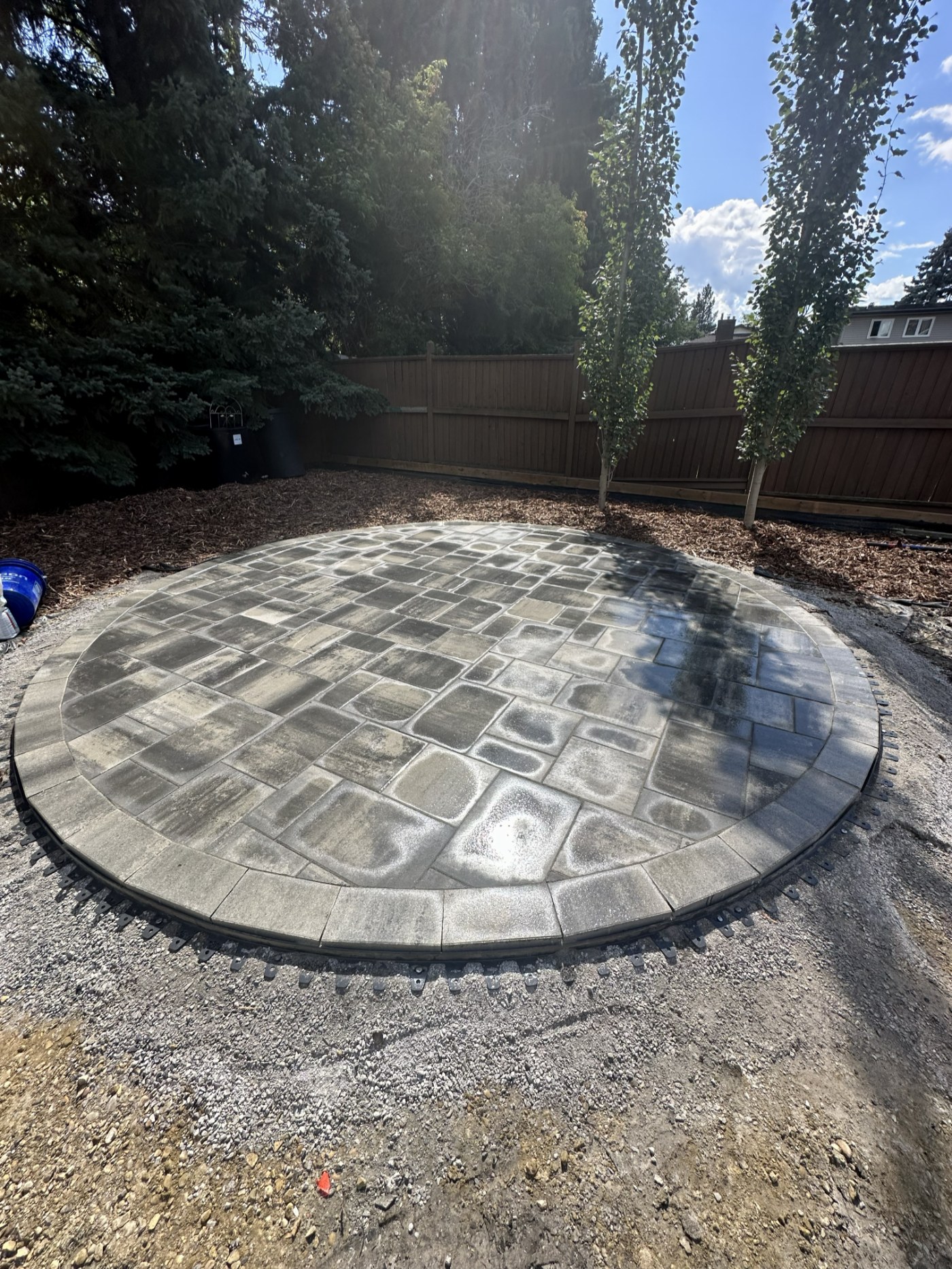 Terrasse aménagée par CHAML KVM en Ille-et-Vilaine